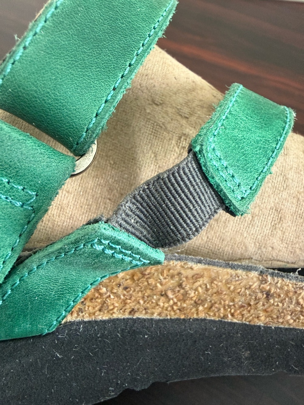 Naot Gabriela Slide Sandal Size 40/9 Women’s Green Good Condition Lightweight - Picture 8 of 12
